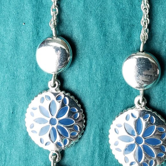 2/20$ Liz & Co blue and silver tone long necklace - Picture 4 of 8